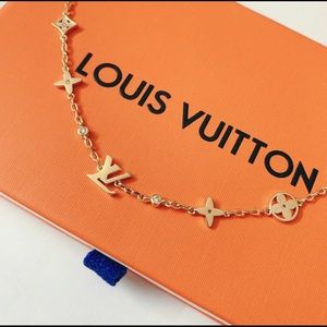 IDYLLE BLOSSOM CHARM BRACELET GOLD